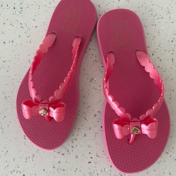 New Kate Spade pink flip flops with a bow - Picture 4 of 9